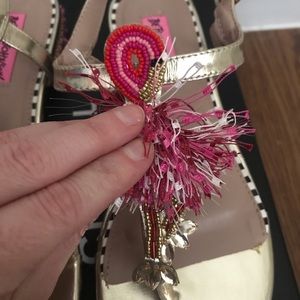 betsey johnson flamingo sandals